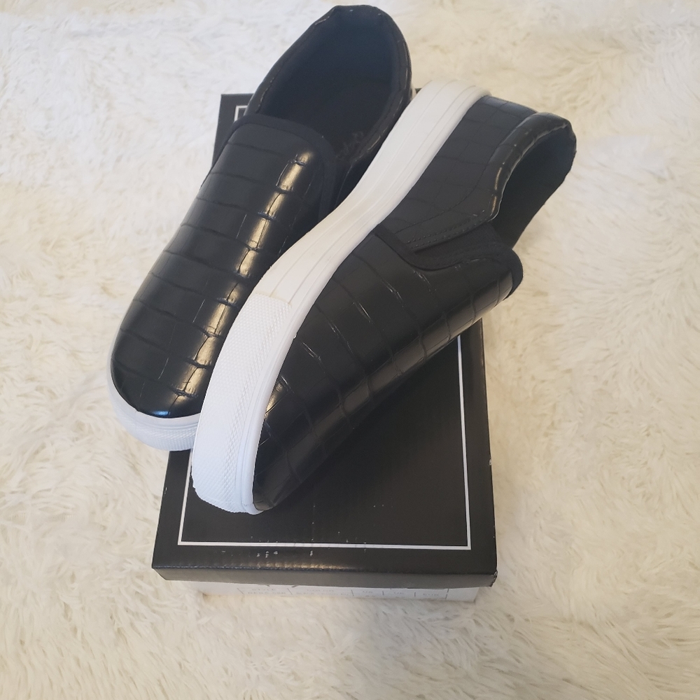 Snake black and white slip ons SALE